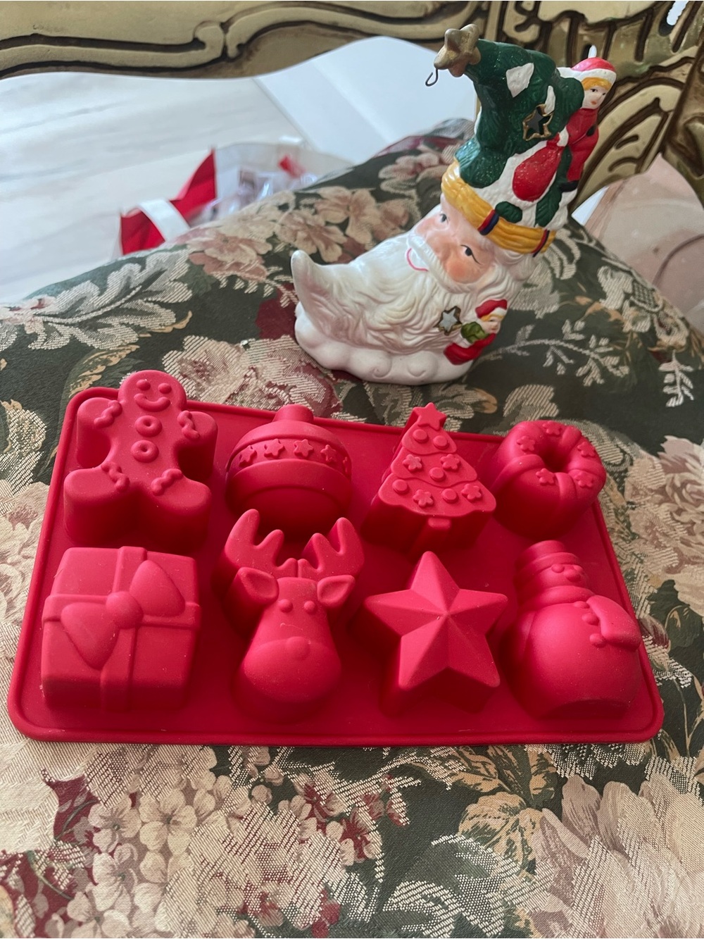 Red Holiday Silicone Mold Tray - Festive Shapes plus holiday candle holder